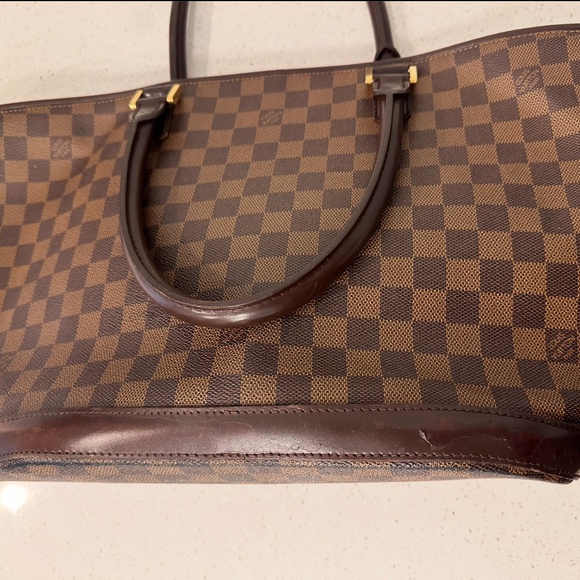 Louis Vuitton Handbag - Picture 5 of 5